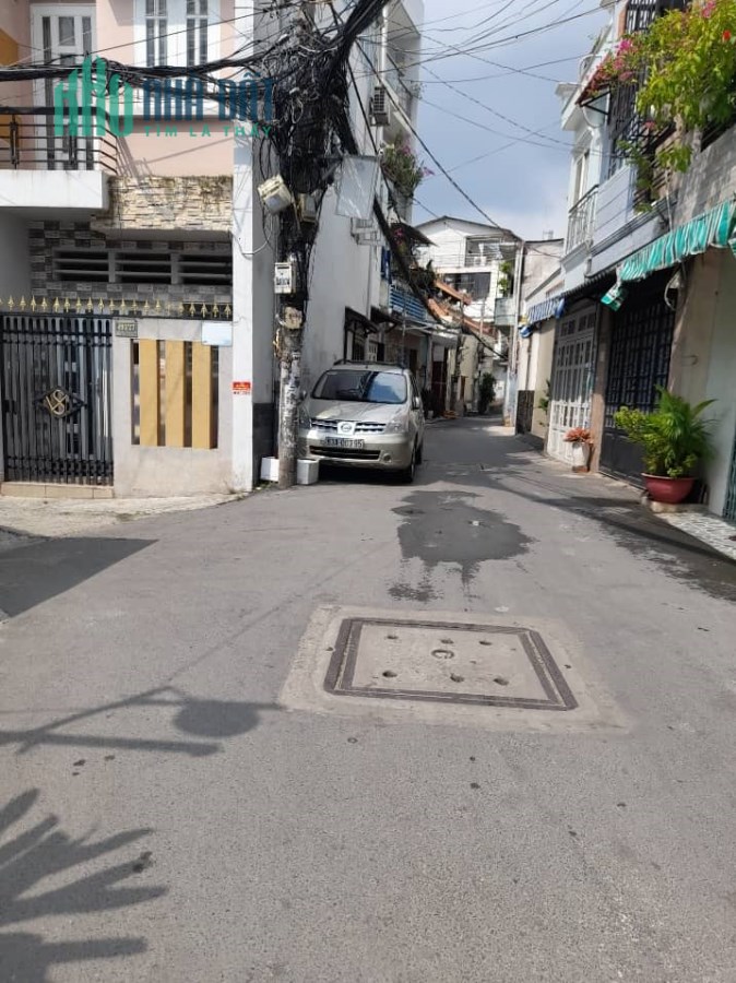 Nhà bán, vị trí đẹp,40mz,4mx10m, 4 tầng, Sư Vạn Hạnh,  P10, Q10.