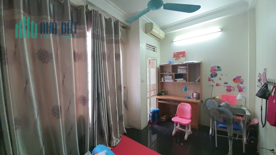 Quá hiếm ! Nguyễn Văn Cừ, Gia Thụy, Long Biên, 50m, 4 tầng, đường 6m, vỉa hè, kd, 6,3 tỷ