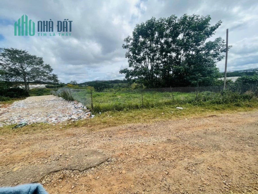 Bán đất 2 mặt tiền Măng Line Đà Lạt 471m2