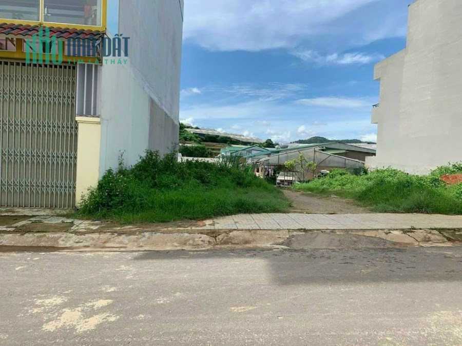 Chủ ngộp cần ra đi nhanh lô đất đẹp sổ riêng xây dựng diện tích 110m2 giá bán 5,2 tỷ ở Phường 12,