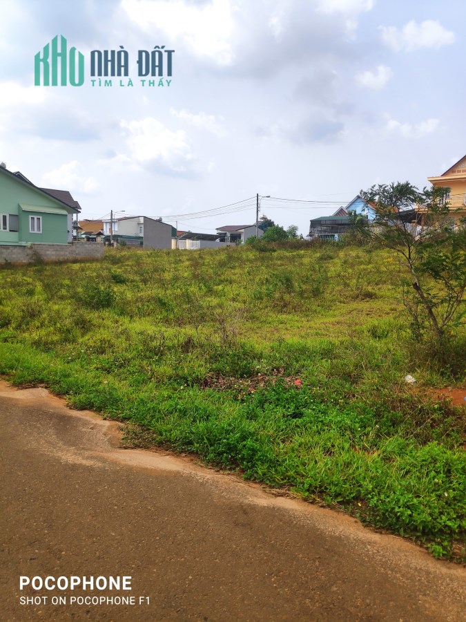 Chủ ngộp cần bán lô đất mặt tiền đường nhựa giá rẻ tại Lộc An - Bảo Lộc