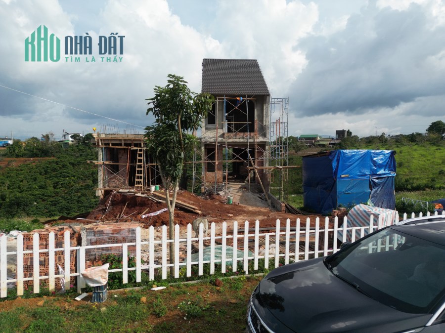 Đất tại ngã 5 Dambri - 200m2 thổ cư - mặt tiền đường nhựa 8m, sổ hồng chính chủ, sang tên nhanh