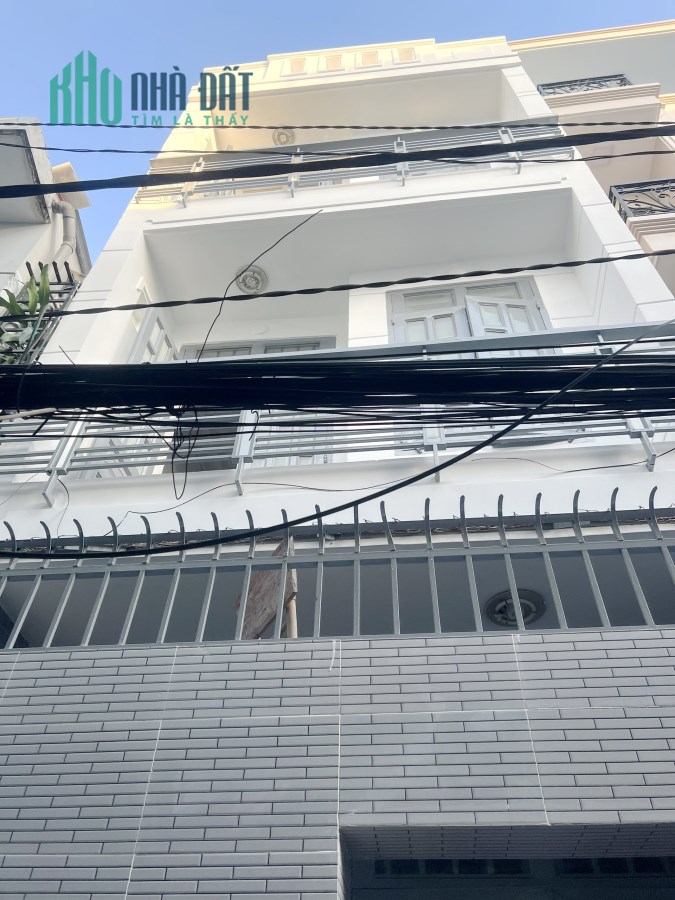 Nhà mới xây 4PN gần MT Dương Bá Trạc P1 Q8 giá 15tr