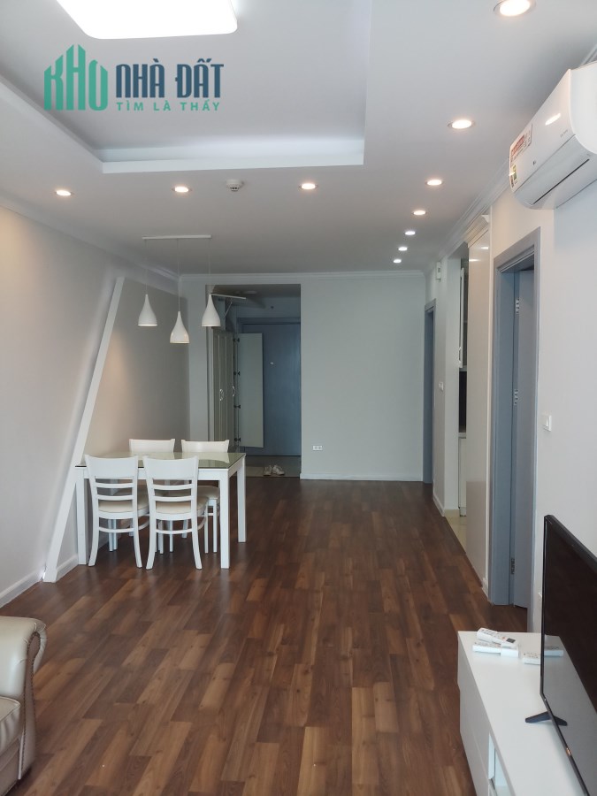 Bán gấp căn hộ chung cư tòa R3 Goldmark City  diện tích 84m2 giá rẻ như tặng ddnun