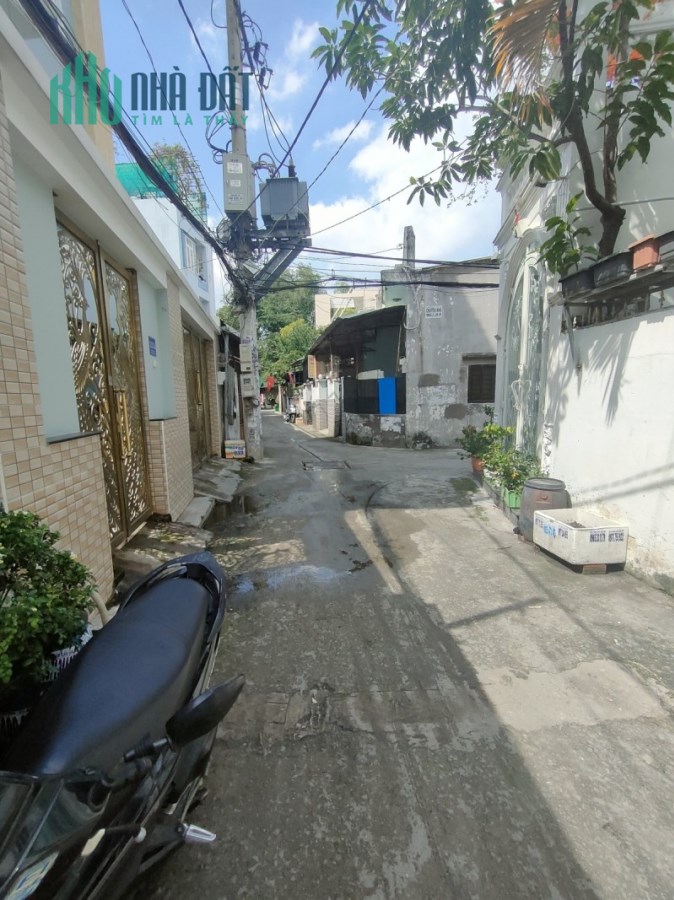 Bán Nhà Hẻm Xe Hơi 72m2 Chỉ 2 tỷ 7 Tân Chánh Hiệp Quận 12.