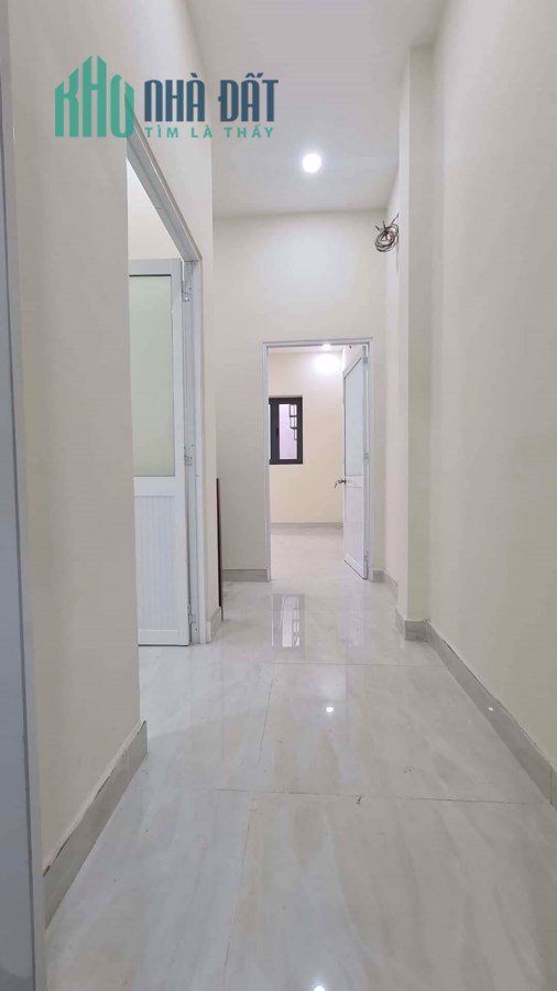 Ngộp bán nhanh sát HXH giá tốt - AEON TÂN PHÚ - 52M2 - 3.3 TỶ.