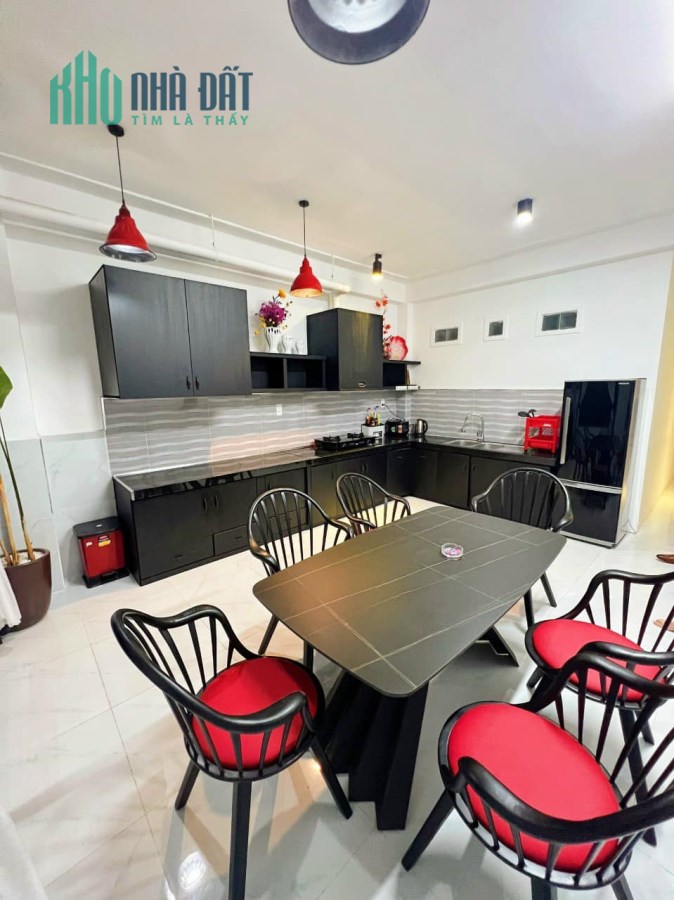 Bán homestay hẻm Bùi Thị Xuân Đà Lạt thu nhập ổn định