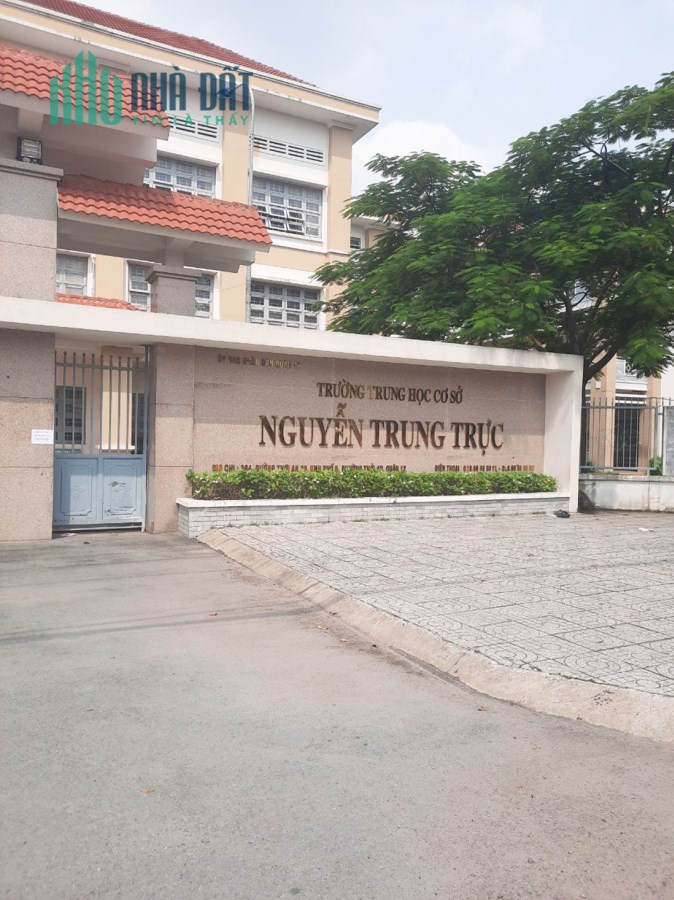 VỊ TRÍ ĐẸP, Ô TÔ VÀO NHÀ - LÊ THỊ RIÊNG Q12, 4 TẦNG, 4 PN, SỔ VUÔNG VỨC, KHÔNG LỘ GIỚI.