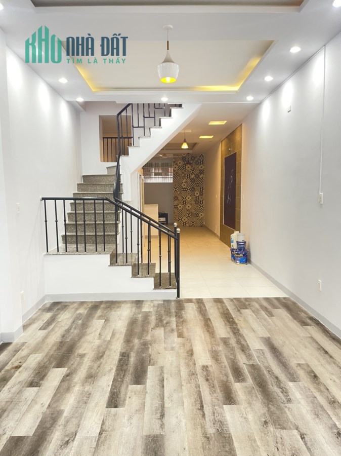 NHÀ 1T1L có nội thất cơ bản khu D2D VÕ THI SÁU chỉ 12tr
