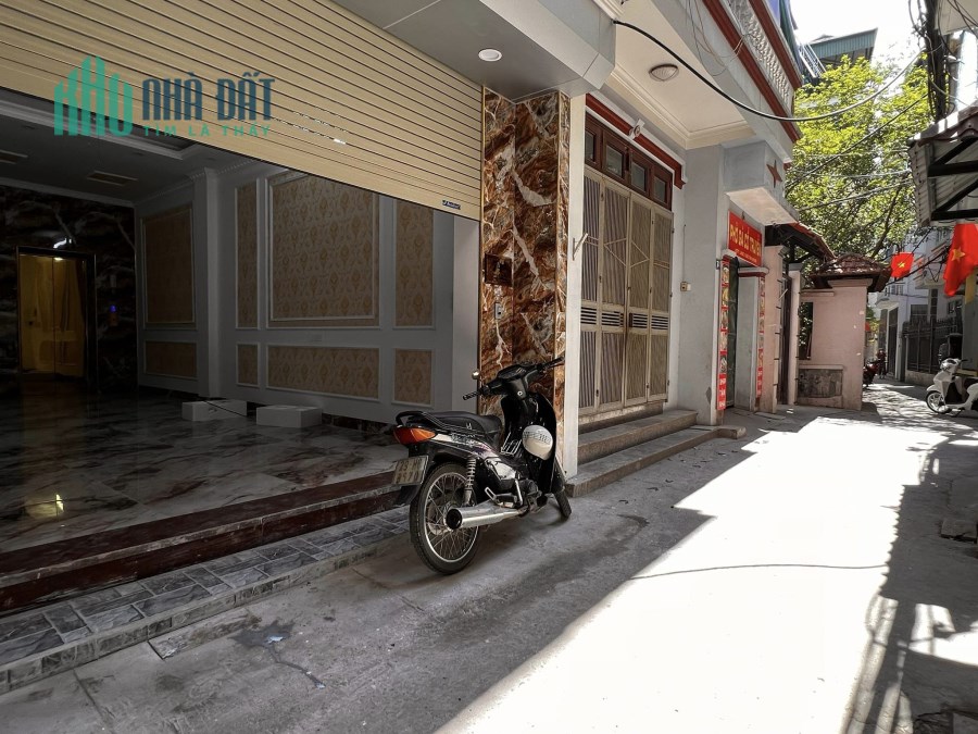 Hương Viên -Hồ Hai Bà -Diện Tích Khủng90m2 ,Xây Chung Cư Mi Ni Đỉnh Chóp
Mặt Tiền Khủng 6m .Bán Gấp