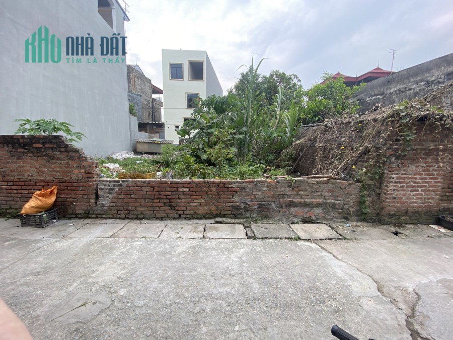 bán gấp trả nợ ngân hàng 50m full thổ cư tại Xuân Bách - Quang Tiến SS.