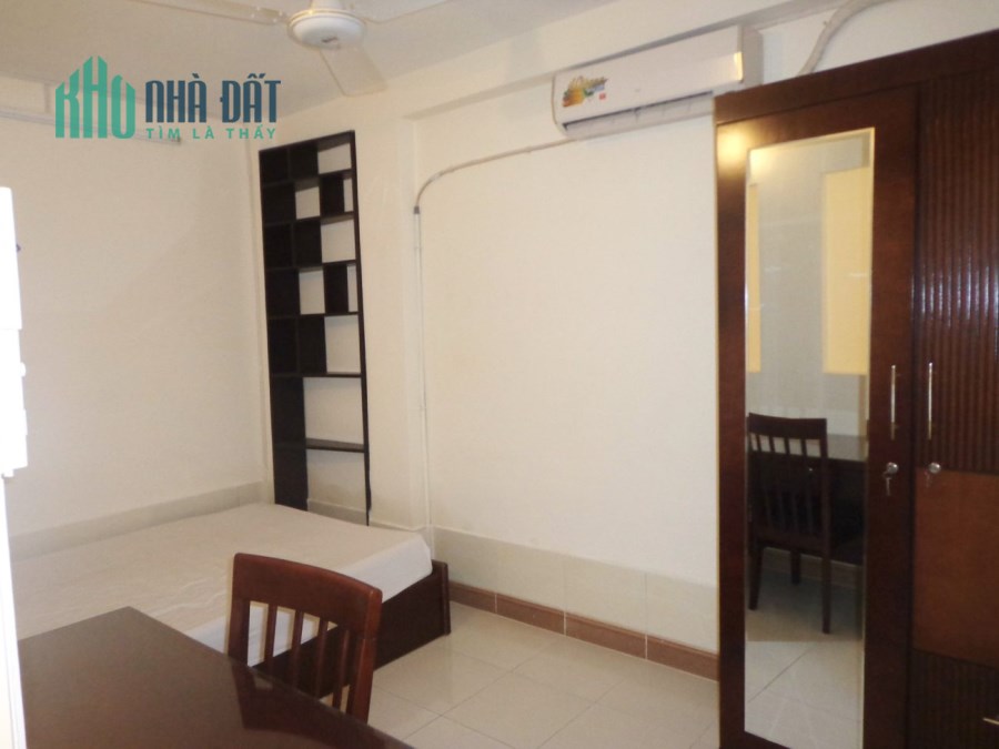 Cần cho thuê nhà trệt đầy đủ nội thất tại Trung Tâm Quận 10
