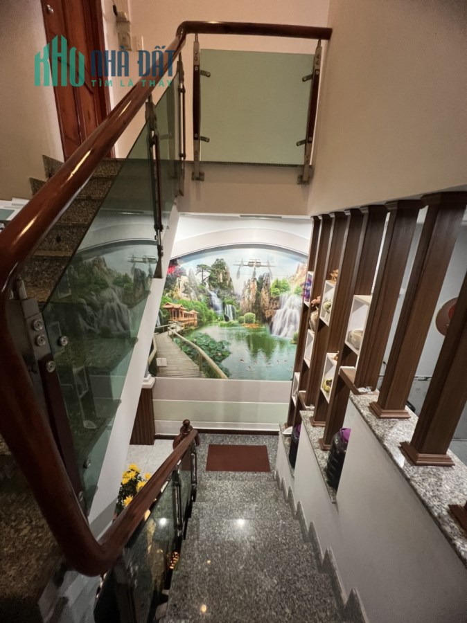 Bán nhà HXH Nguyễn Thị Búp Quận 12-2 tầng- nhỉnh 4 tỷ