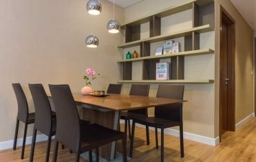 Bán Gấp CH 90m2, slot ô tô, Nội Thất VIP Khương Trung Thanh Xuân Hơn 3 tỷ .
