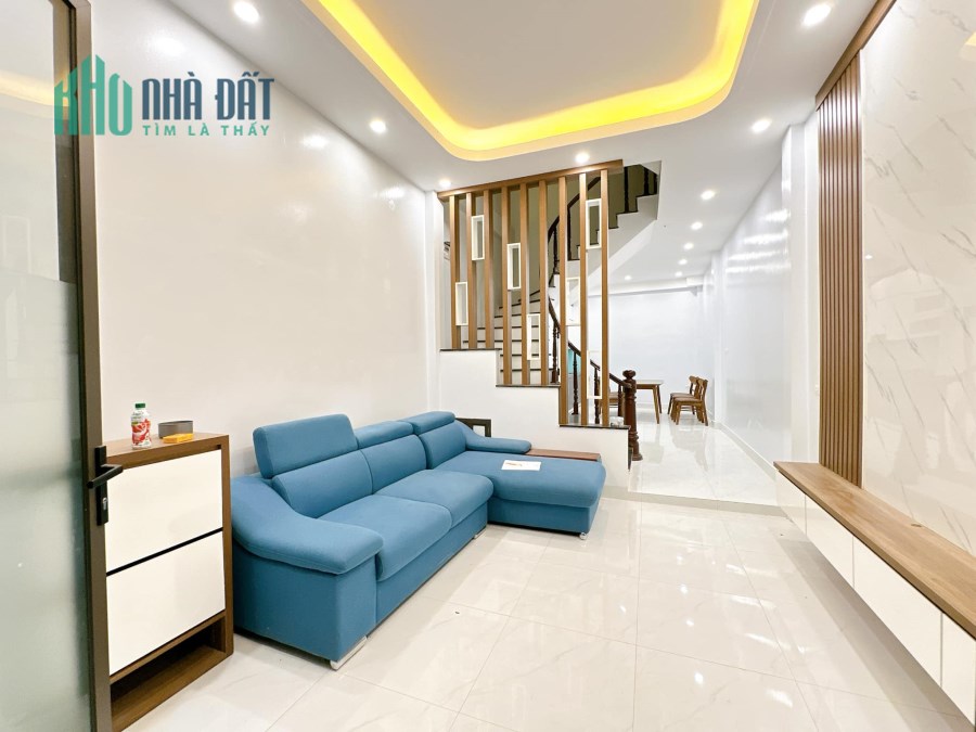 BÁN NHÀ PHỐ XÃ ĐÀN: 50M2, 5 TẦNG, 4 NGỦ, LÔ GÓC, GẦN PHỐ. NHỈNH 5 TỶ