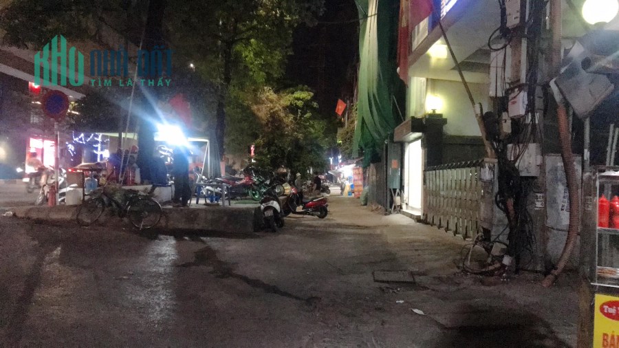 MẶT PHỐ KINH DOANH - LÔ GÓC - MẶT TIỀN RỘNG - XÂY TÒA NHÀ VP - BAY NHANH