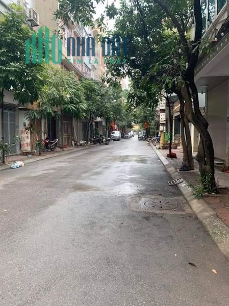 Hàng Đẹp Quan Nhân Ô tô tránh..kinh doanh đẳng cấp giá Đầu TƯ mặt tiền 5,7m