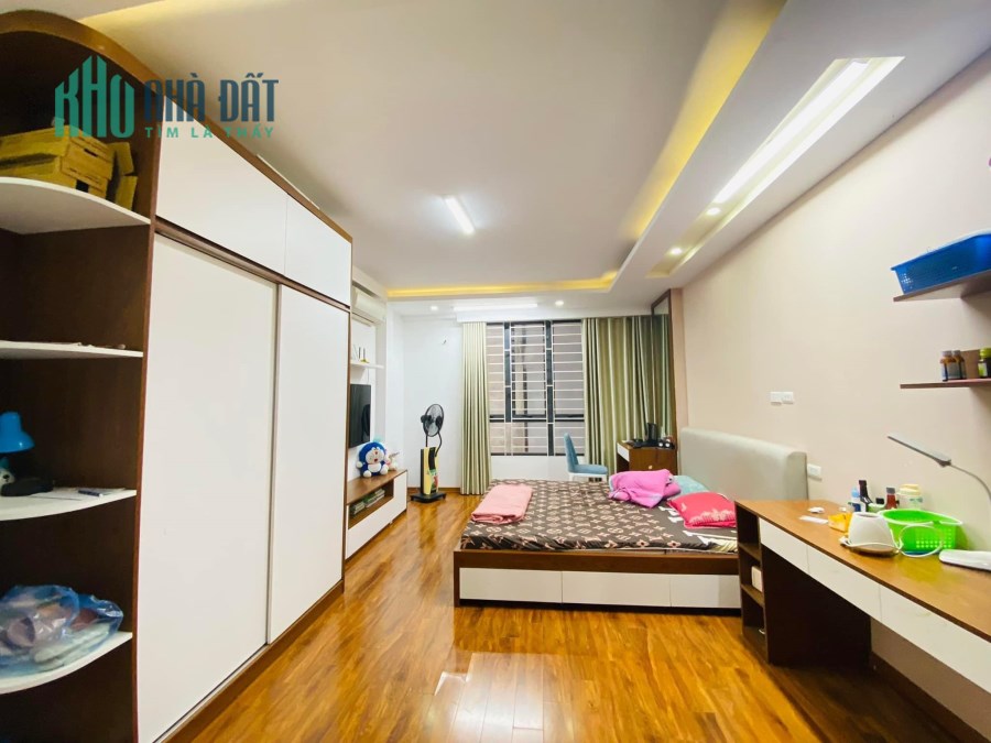 Nhà Đại Từ - KĐT Đại Kim, DT 40m2 x 6T, mới, đẹp, ở luôn, giá 4.6 tỷ, ngõ nông, rộng, SĐCC