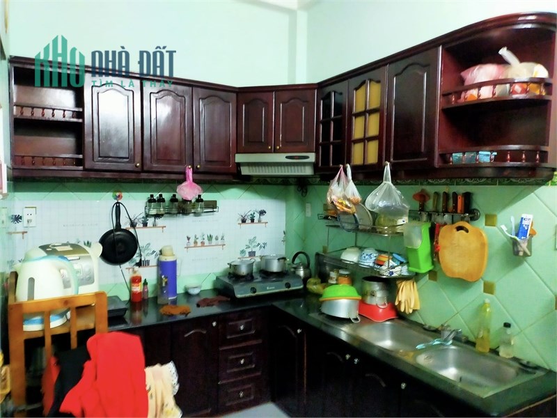 BÁN NHÀ MĂT TIỀN KINH DOANH TÂN TRỤ, TÂN BÌNH 63 m2, 5 TẦNG,