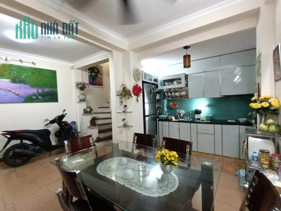 NHÀ XÃ ĐÀN , TRUNG TÂM CỦA TRUNG TÂM , NHỎ MÀ CÓ VÕ