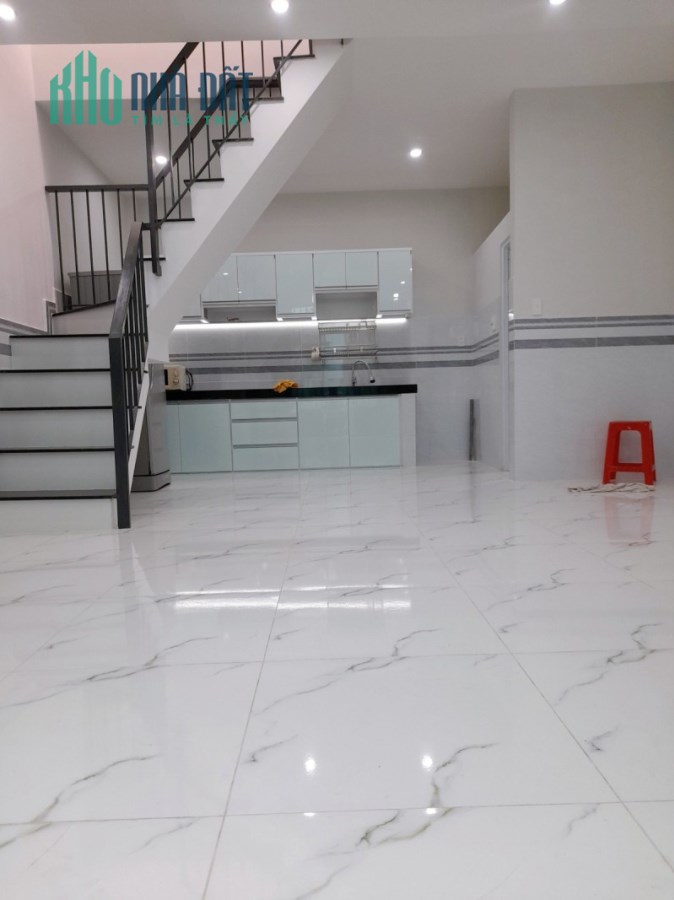 Cần bán gấp nhà đường Lê Bình P.4 Q.Tân Bình, 32m, 2 Tầng, Nhỉnh 4 Tỷ