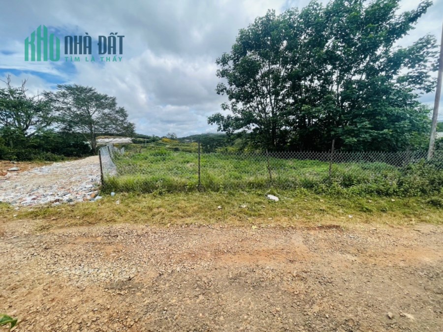 Giảm giá..Bán gấp đất Biệt Thự 2 mặt tiền tại Măng Ling, Đà Lạt 471m2