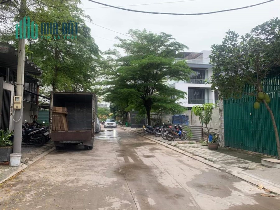Bán nhà 3 tầng, 130m2, hẻm to như mặt tiền Phường Hiệp Thành, Quận 12