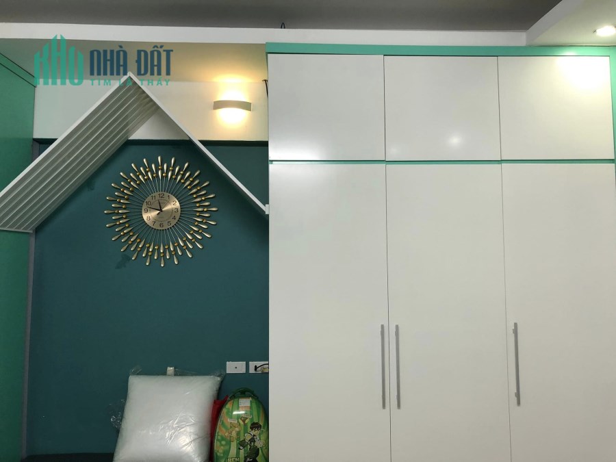 Nhà mặt NgõTân Mai, Hoàng mai  21.3M*6 Tầng giá 2,099Tỷ