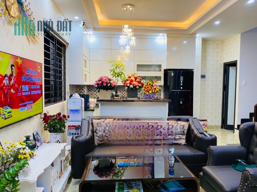 HOT HIẾM Phan Đình Giót  45m2, 4 tầng, mt 4,5m chỉ 3.8 tỷ, sổ đỏ chính chủ giao dịch ngay.LH Công