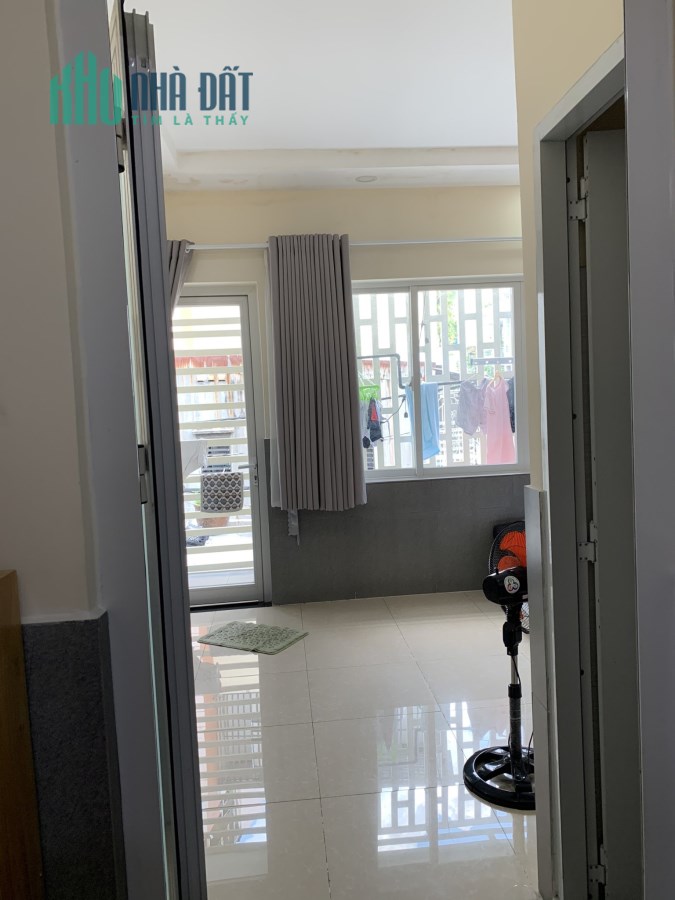 Bán gấp nhà mới ở ngay MT Nguyễn Sơn 76m2 siêu mềm 6.9 tỷ