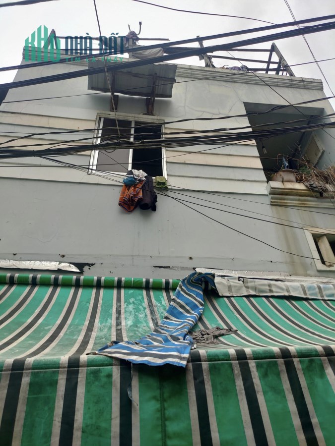 BÁN NHÀ DƯƠNG BÁ TRẠC, QUẬN 8 , DTSD 76 M2