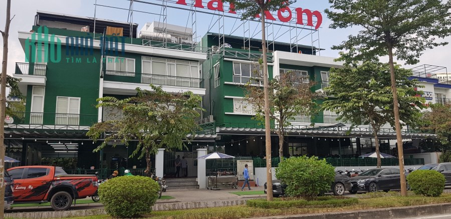 Bán 700m2 đất khu Ngoại Giao Đoàn Tây Hồ Hà Nội 140 triêu/m2.