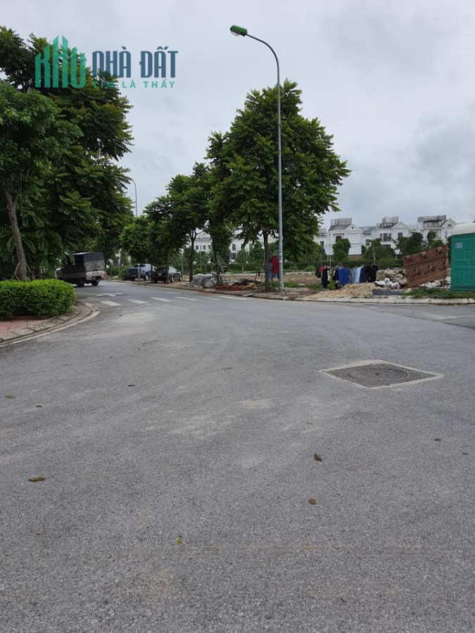 Nhà phố Việt Hưng, Long Biên, 85m, rộng 5m, ô tô, 6.09 tỷ