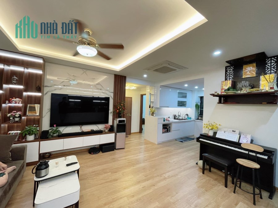 Quá Hiếm CHCC C14 362 Bùi Xương Trạch Thanh Xuân Nội Thất VIP  2PN, 2.x tỷ 0879723702