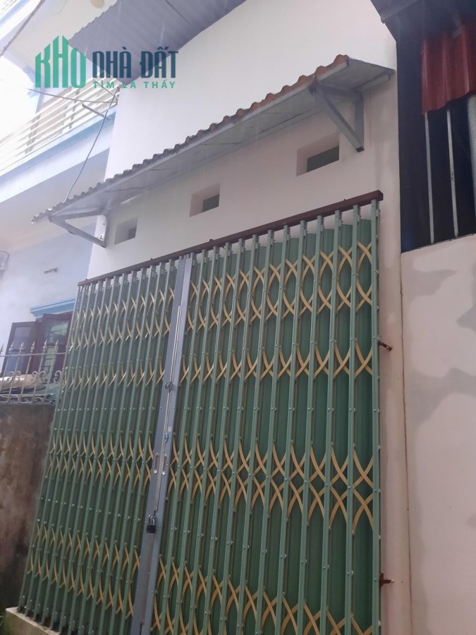 Bán nhà Phú Lãm, Hà Đông.Nhà cấp 4, ô tô morning lùi cửa, 40m là ô tô đỗ ngày đêm thoải mái