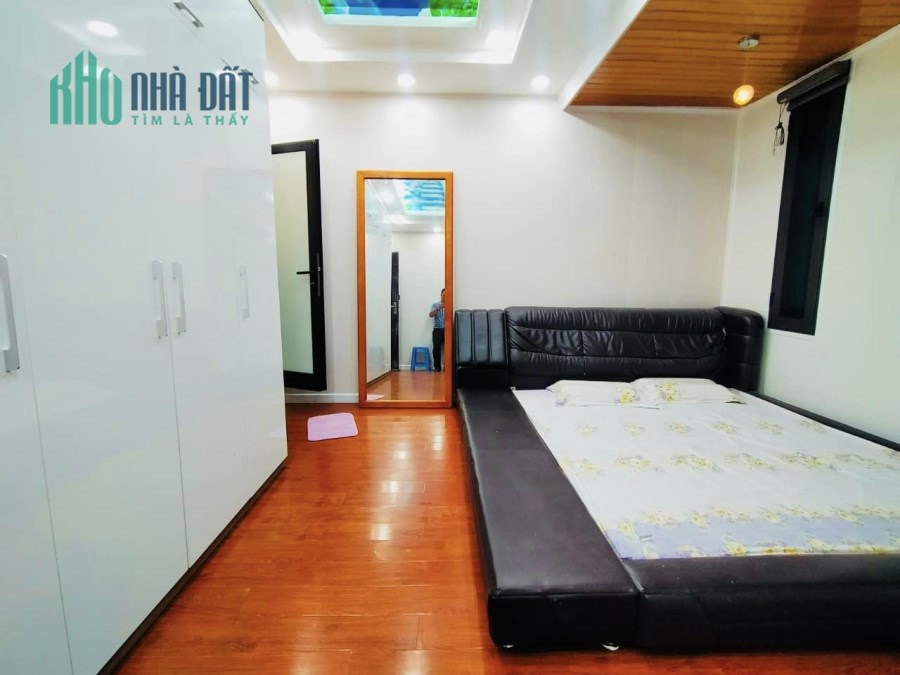 VỊ TRÍ HIẾM-MẶT PHỐ-ĐẲNG CẤP-KINH DOANH CỰC ĐỈNH-35M 14xTỶ-HÀNG ĐẬU HOÀN KIẾM