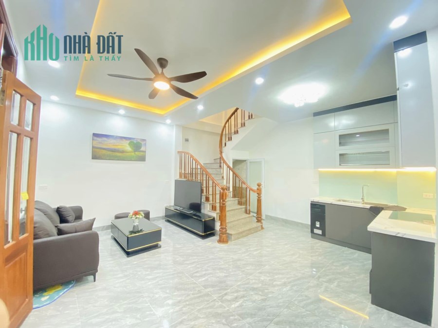Bán nhà Lê Quang Đạo, Phú Đô. 31/36T2 m2 , Ô TÔ cách 20M, chỉ 4.3 tỷ. sẵn dọn về ở luôn.