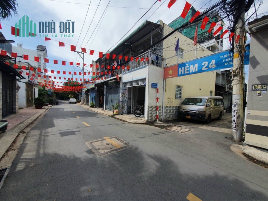 BÁN NHÀ TÂN TỚI HIỆP , ĐẸP , XINH, GIÁ TỐT
