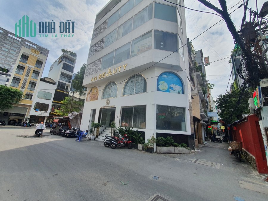 Mặt Tiền Gốc Võ Văn Tần Q.3.4.6x13m.100tr