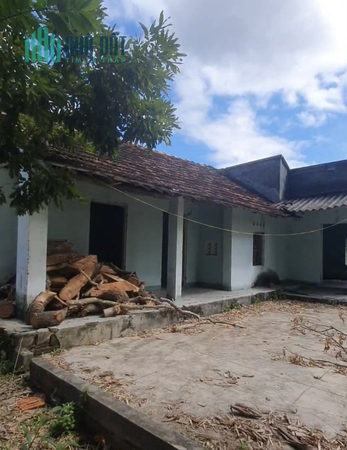 bán gấp lô đất DT hơn 900m2 có 200m2 đất ở tặng nhà ngói ở được tại thôn Trung Hậu, xã Mỹ ChánhTây,