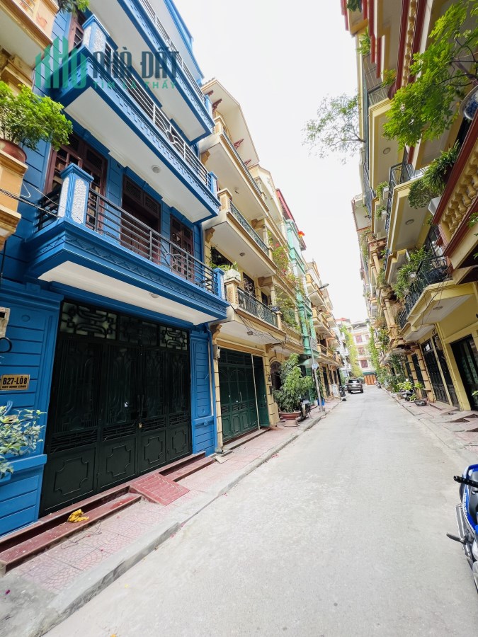 Bán nhà KĐT Kỳ Bá, Thái Bình, 82m2, mt 4.8m, phân lô, vỉa hè, ô tô ngủ nhà, view park