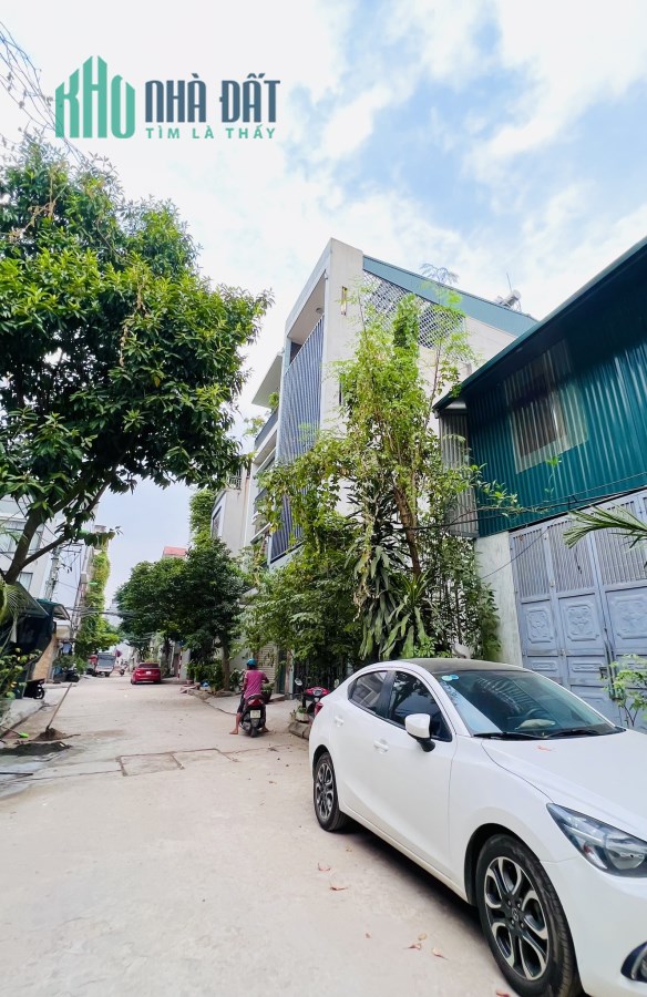 Chính chủ bán gấp 2 nhà liền kề ở Bát Khối Tư Đình Long Biên DT 77m2 đường rộng ô tô, chấp nhận MG
