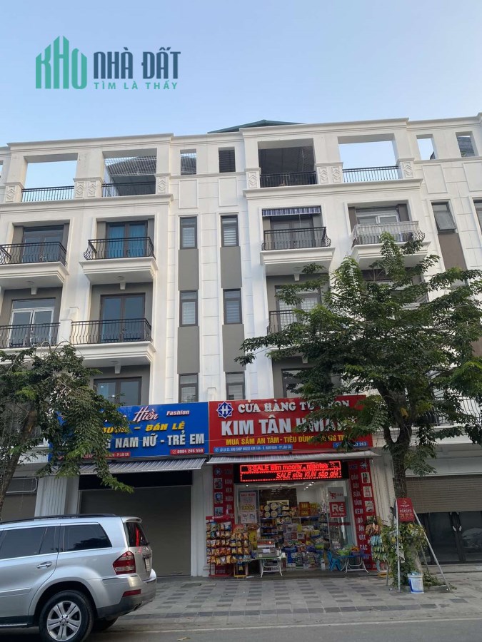 Vũ Đạt m.u.a Shophouse Kim Tân Golden Palace vì lý do gì khi Vũ Đạt là môi giới Bất động sản