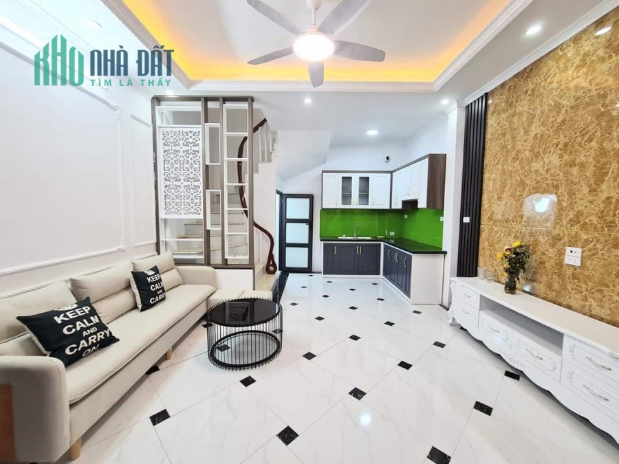 BÁN NHÀ PHỐ BẠCH MAI: 40M2, 5 TẦNG, MT 4.2M, 3 NGỦ, NGÕ TO, GẦN PHỐ. 3.8 TỶ