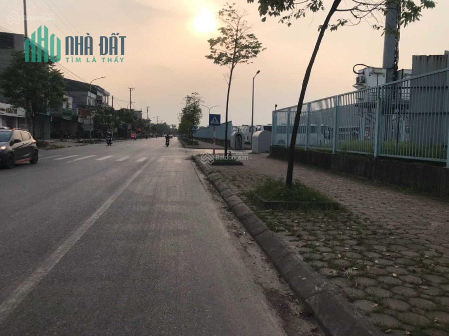 CẦN BÁN NHƯỢNG NHÀ HÀNG QUÁN ĂN TẠI MẶT ĐƯỜNG CHỢ SAM SUNG KINH DOANH SẦM UẤT