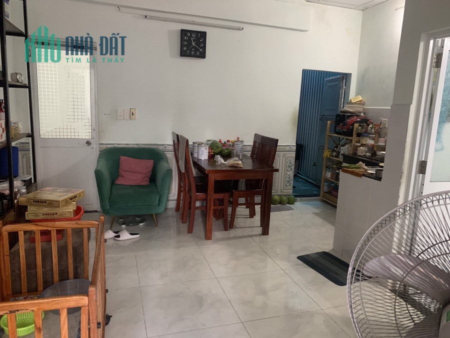 Bán nhà  kiệt ô tô đỗ cửa giao Trưng Nữ Vương 60m2 chỉ 2 tỷ 7 độc nhất vô nhị Hải Châu 0373732368