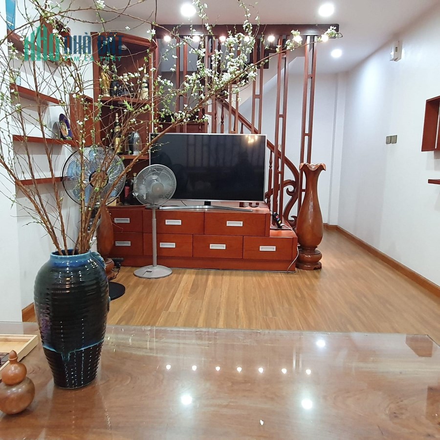 BÁN NHÀ VĂN PHÚ,HÀ ĐÔNG , NGÕ XE BA GÁC, 5 TẦNG GIÁ 4.5 TỶ.