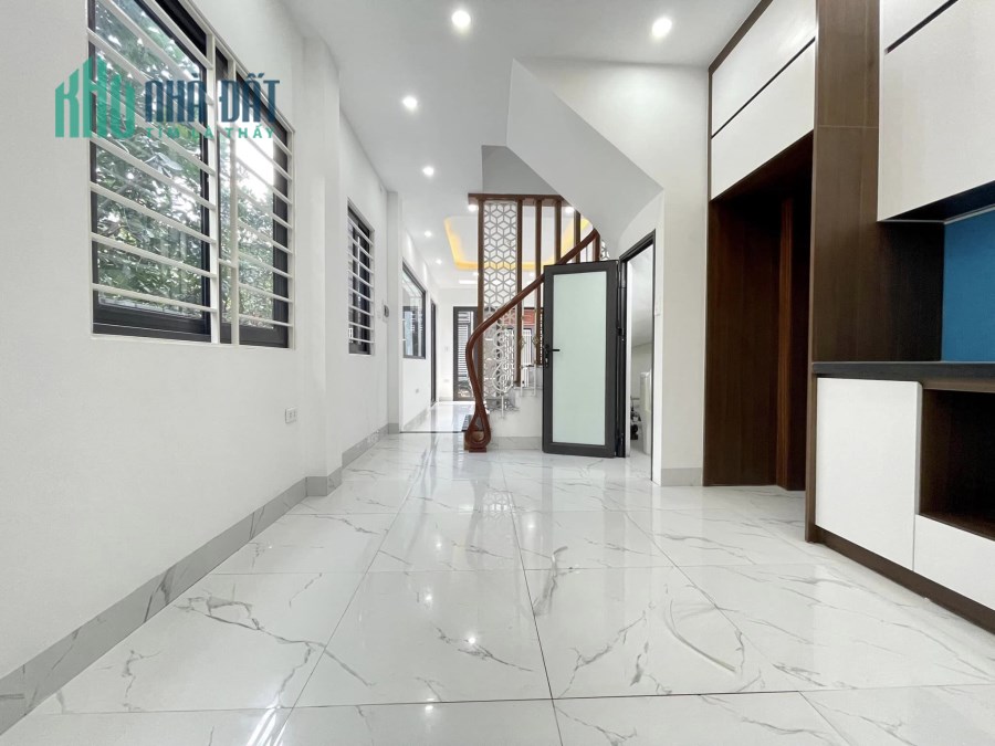 NHÀ RỘNG, TO, ĐẸP GIÁ HẤP DẪN, Ô TÔ GẤN, 45M2 4 TẦNG 3.3 TỶ. VÂN CANH