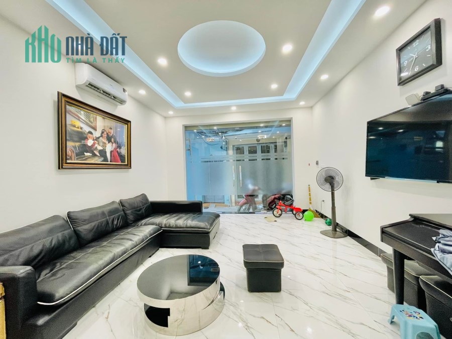 BÁN NHÀ PHỐ CHIẾN THẮNG, P/LÔ Ô TÔ, AN NINH AN SINH ĐỈNH, 40Mx4T Giá 6.3 tỷ: 0902083139