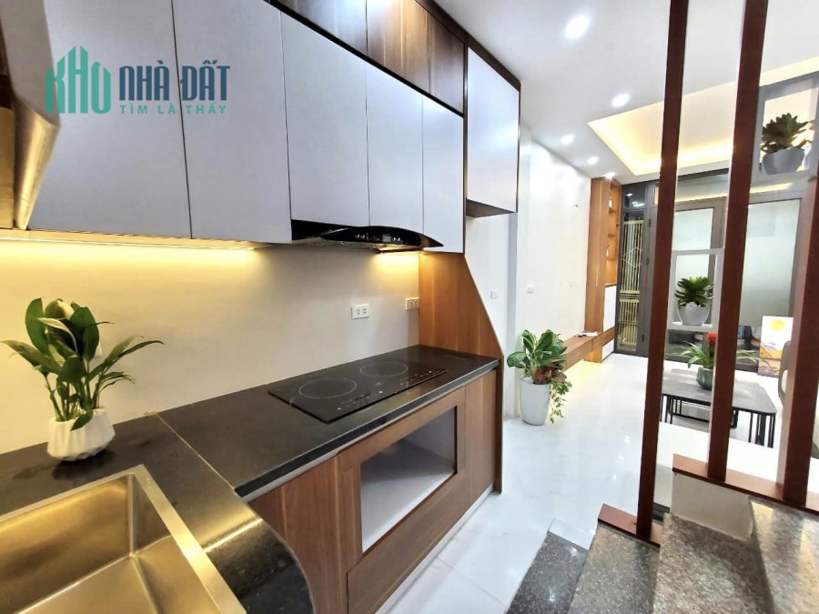 Chính chủ bán Nguyễn Thị Định 30mx5T MỚI ĐẸP nhỉnh 3 ty XEM NGAY cầu giấy 0969040000